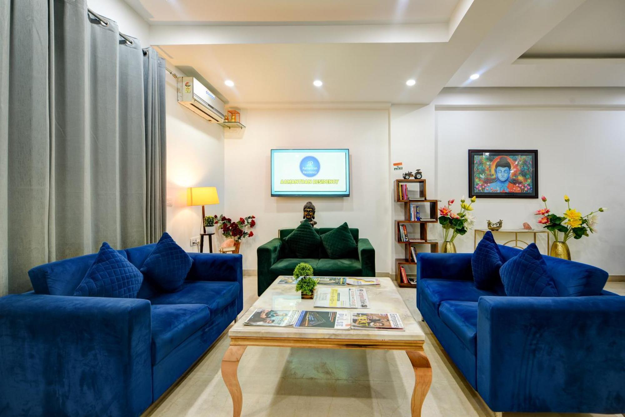 Aamantran Residency Hotel, Sohna Road, Sector 49, Gurugram Гургаон Экстерьер фото